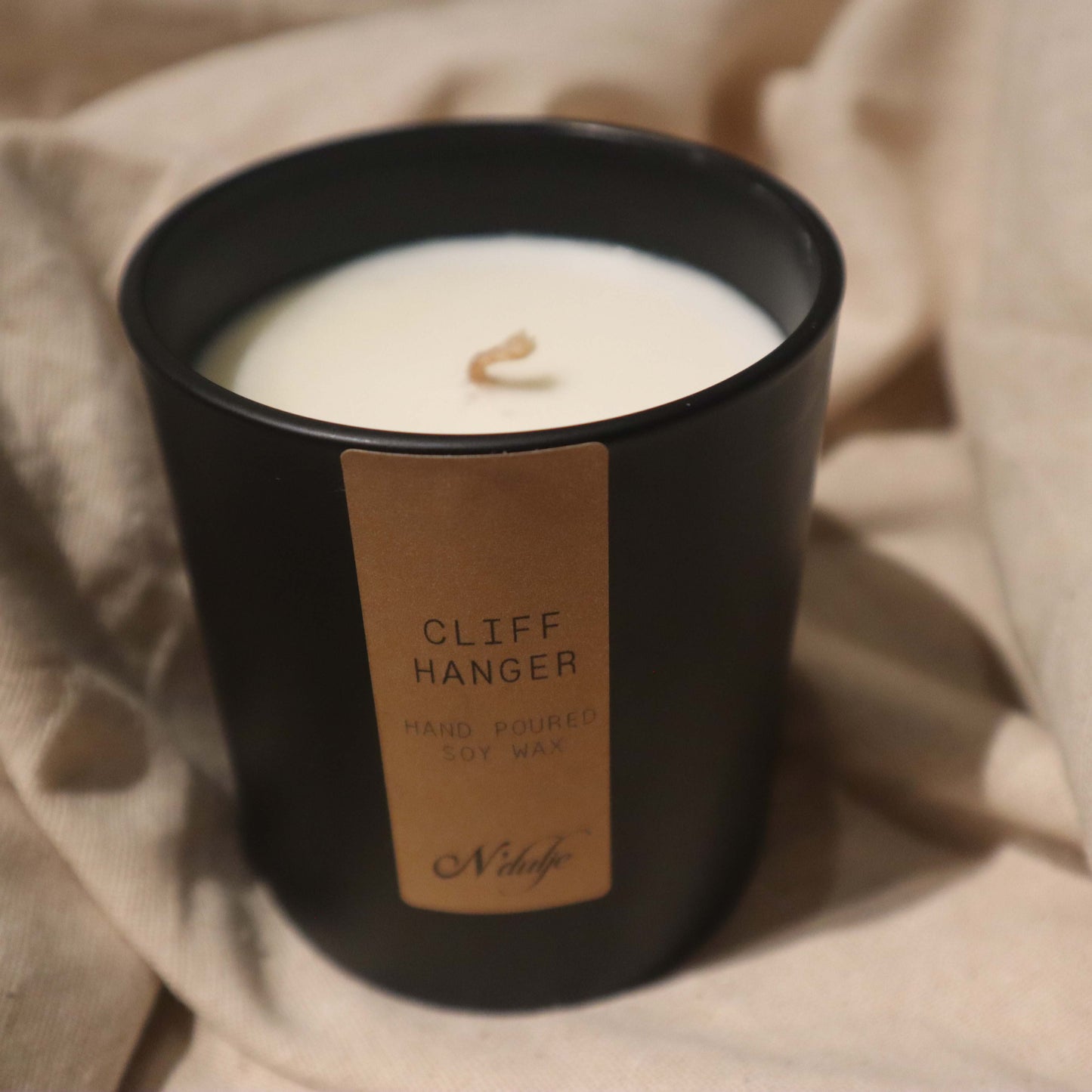Cliff Hanger | 8 oz Candle